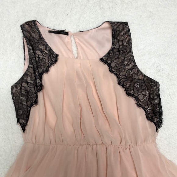 Pastel Pink and black lace dress - Picture 2 of 4